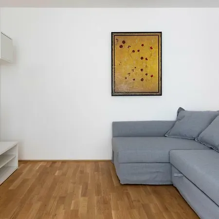 Barrierfree 3-room-flat Top2 Apartmán Solnohrad