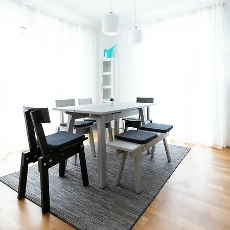 Barrierfree 3-room-flat Top2 * Solnohrad