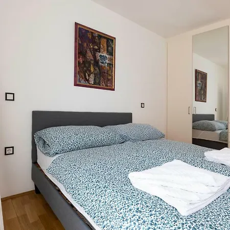 Barrierfree 3-room-flat Top2 Solnohrad