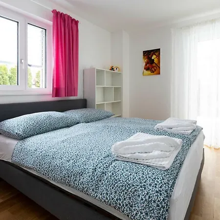 Barrierfree 3-room-flat Top2 Daire